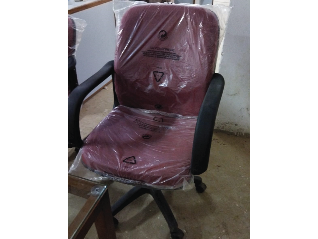 chair06